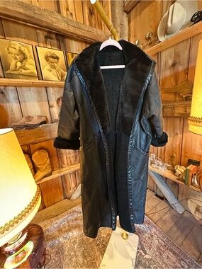 Classic Black Faux Shearling Long Coat - Women
